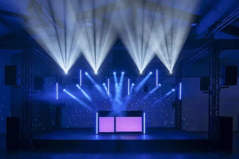 psb-lounge-agence-evenementielle-toulouse-sonorisation-audiovisuel-eclairage-location-materiel-evenement-occitanie-article-prestataire-8