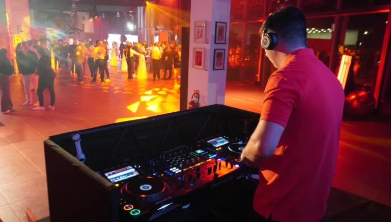 psb-lounge-agence-evenementielle-toulouse-location-materiel-evenement-occitanie-dj-pour-evenement